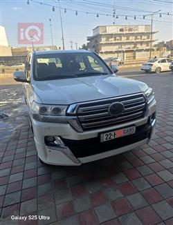 تويوتا لاندكروزر